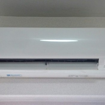 東京都練馬区で2013年製のダイキンのルームエアコン【中古品】を買取しました。